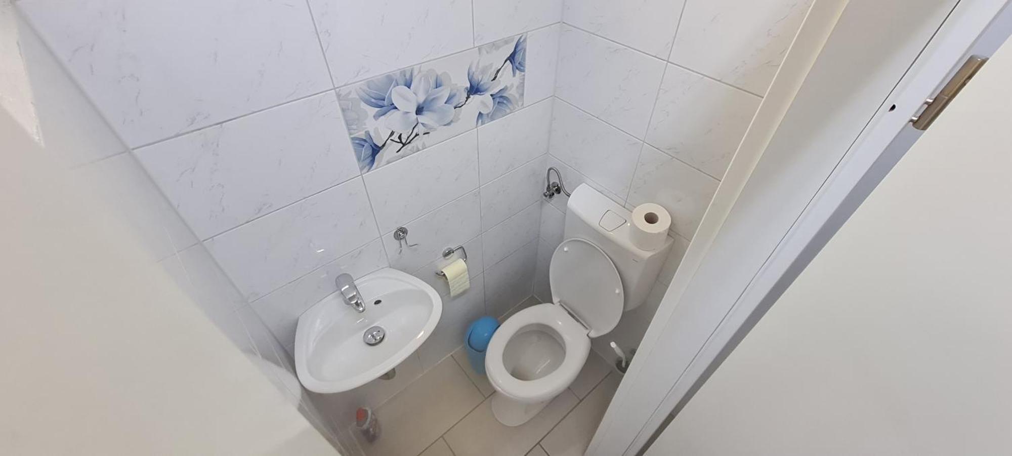 Lesce Hostel 외부 사진