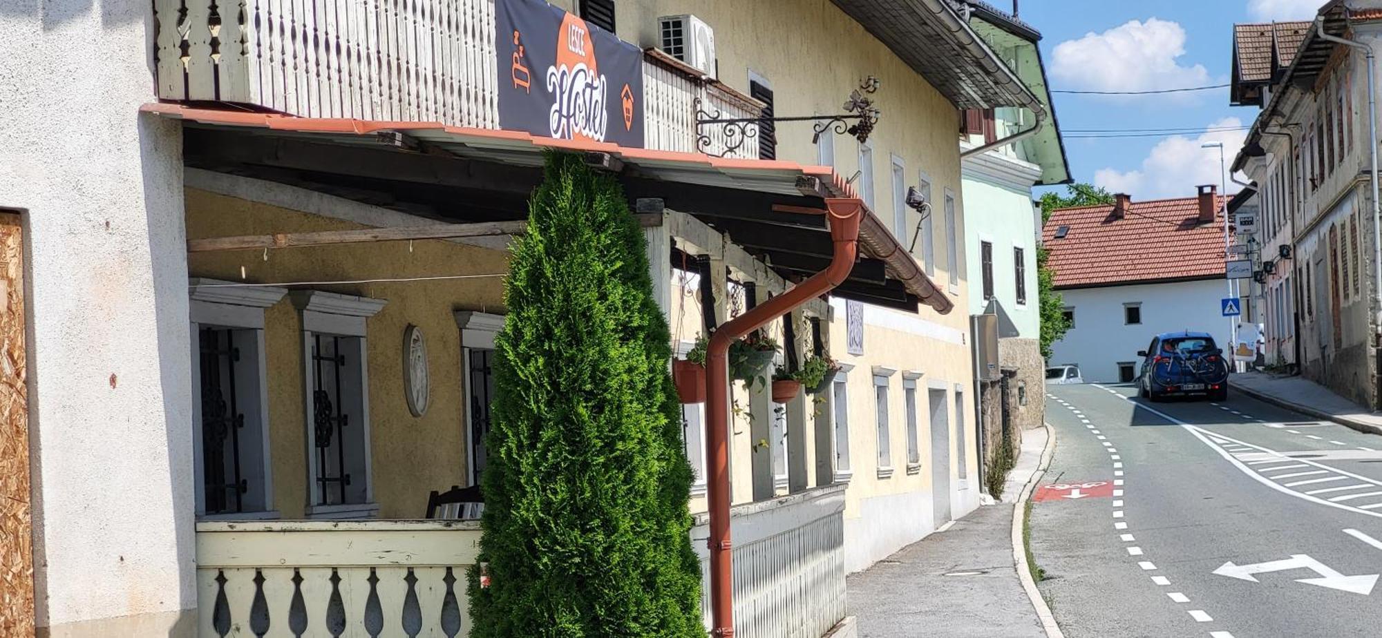 Lesce Hostel 외부 사진