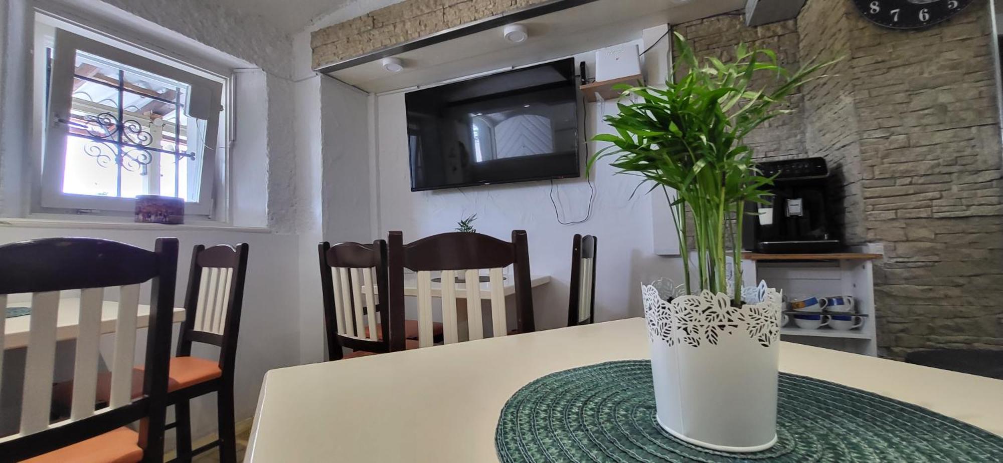 Lesce Hostel 외부 사진