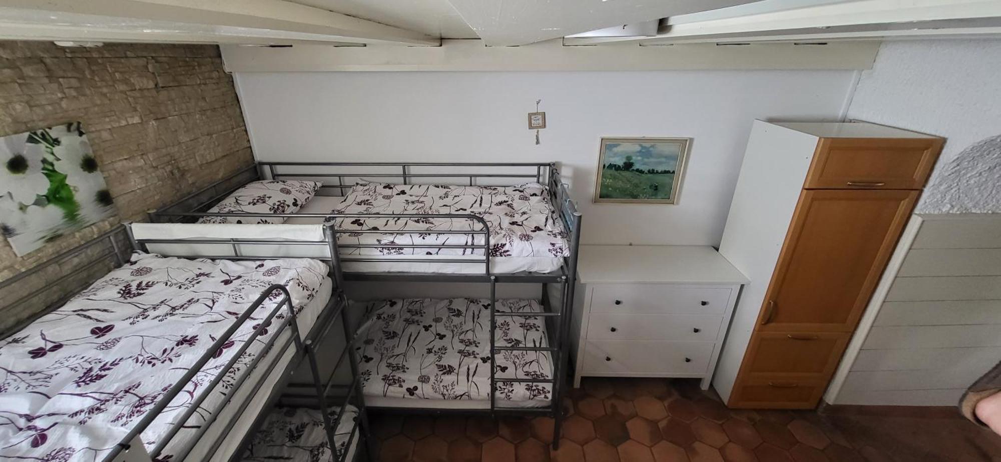 Lesce Hostel 외부 사진