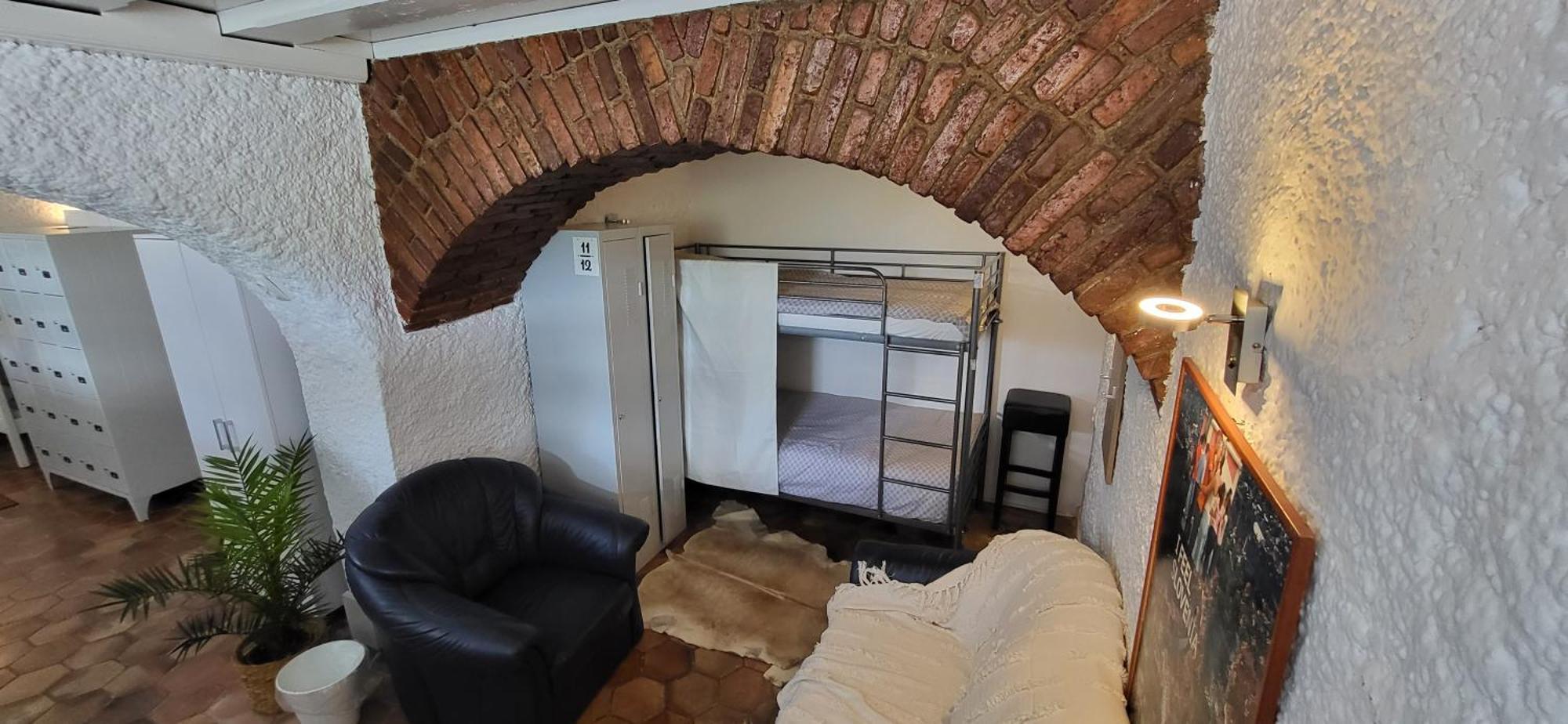 Lesce Hostel 외부 사진