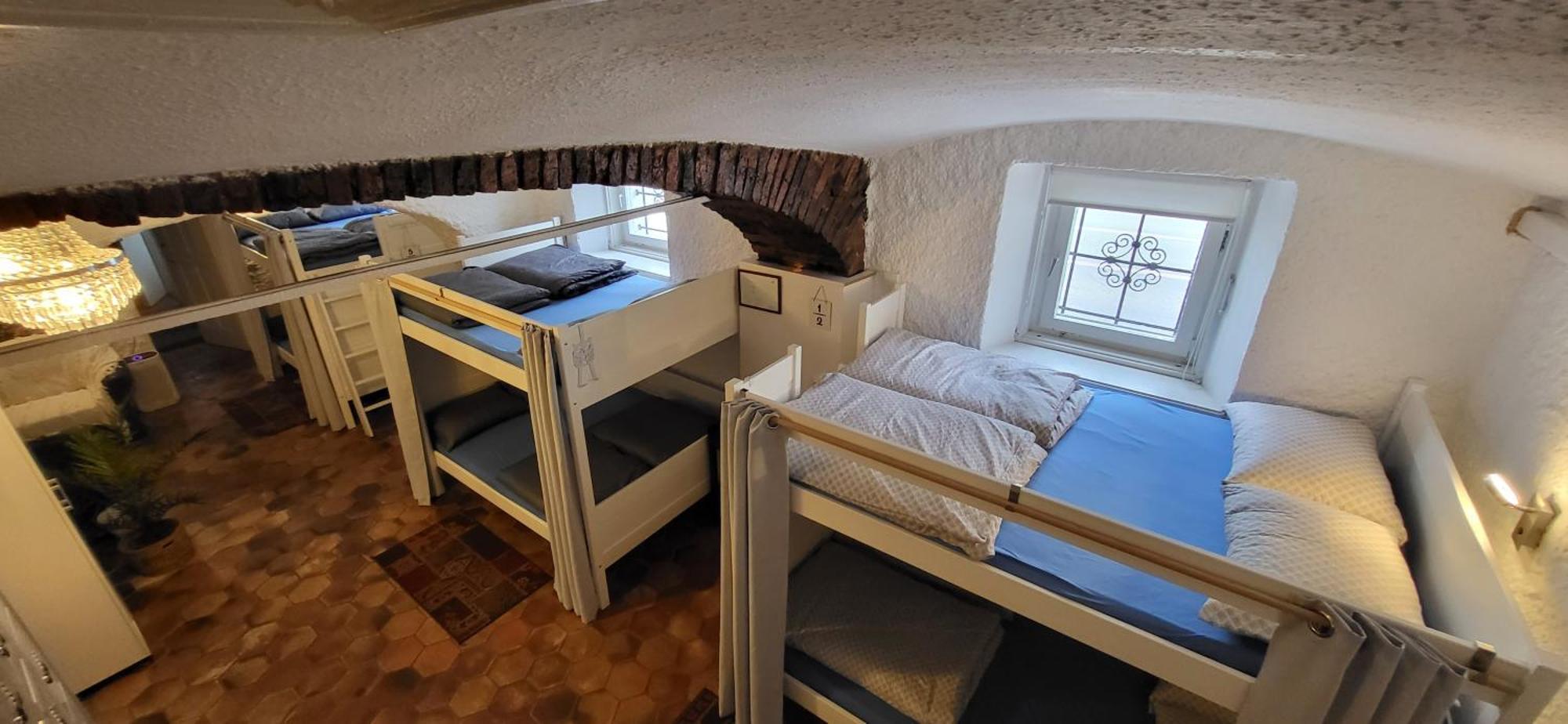 Lesce Hostel 외부 사진